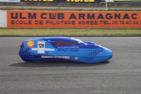 PAC-Car 1 on the Nogaro motor circuit in 2003
