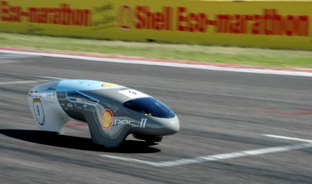 PAC-Car II during the Shell Eco-marathon in Nogaro on 21 May 2005